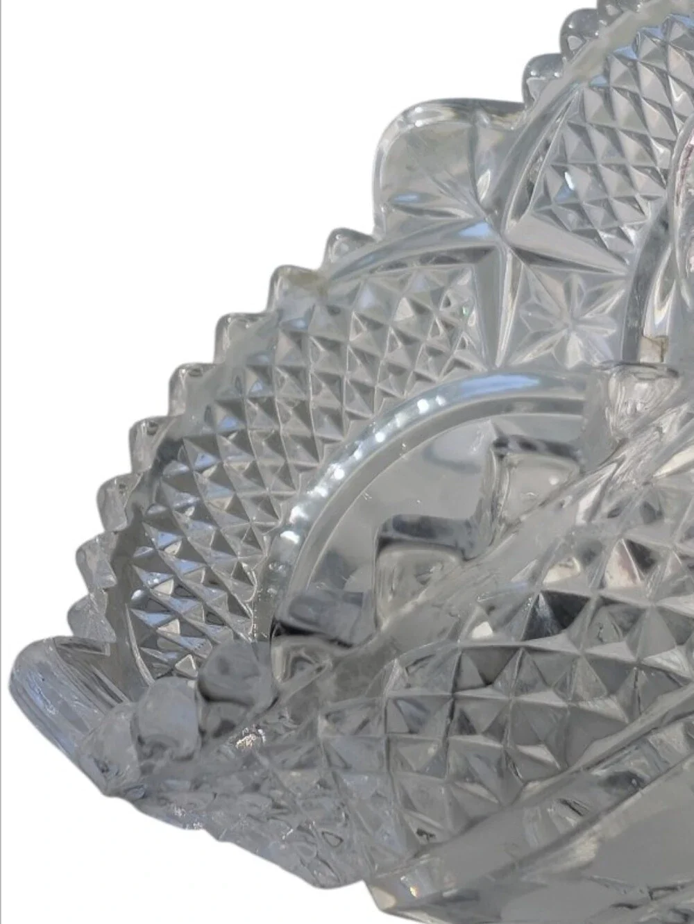 Vintage‎ Anna Hutte Crystal Cut Glass Vase with Floral Detail Sawtooth Edge